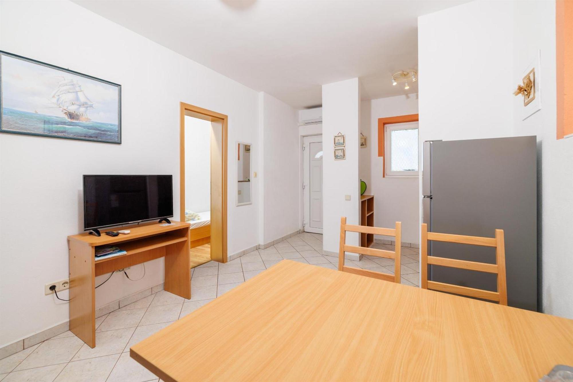 Apartment Julija Povile Esterno foto