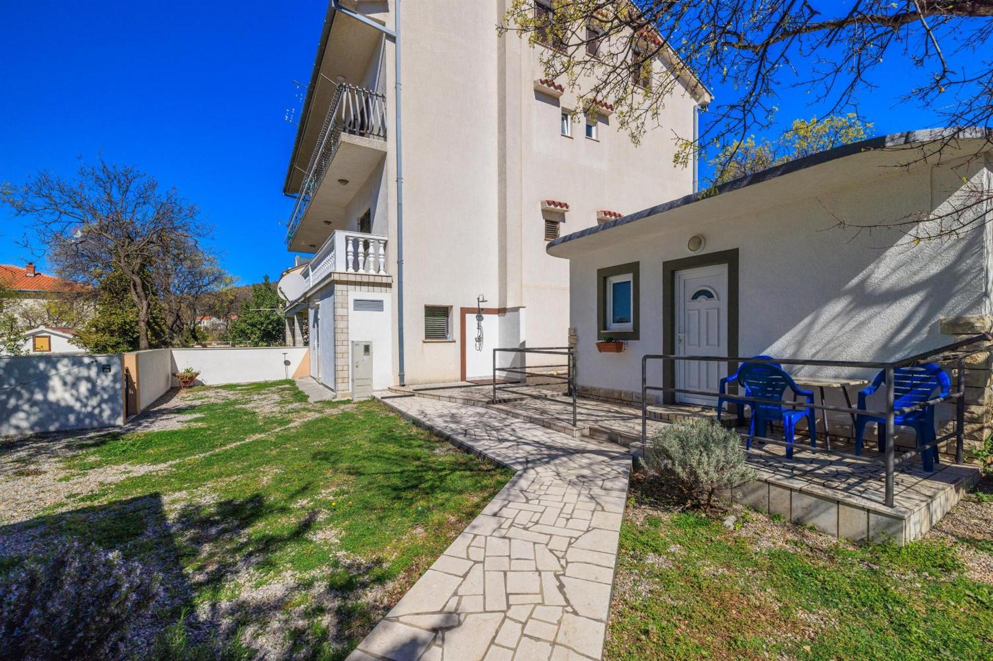 Apartment Julija Povile Esterno foto